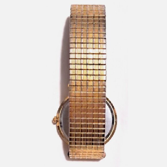 Vintage Sergio Valente Gold Toned Round Face Watch Great Condition - Picture 13 of 13